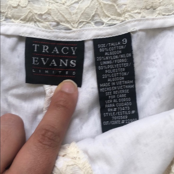 Floral Lace Shorts - Picture 3 of 4